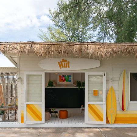 The Standard, Hua Hin HHQ Exterior foto The Surf Shack